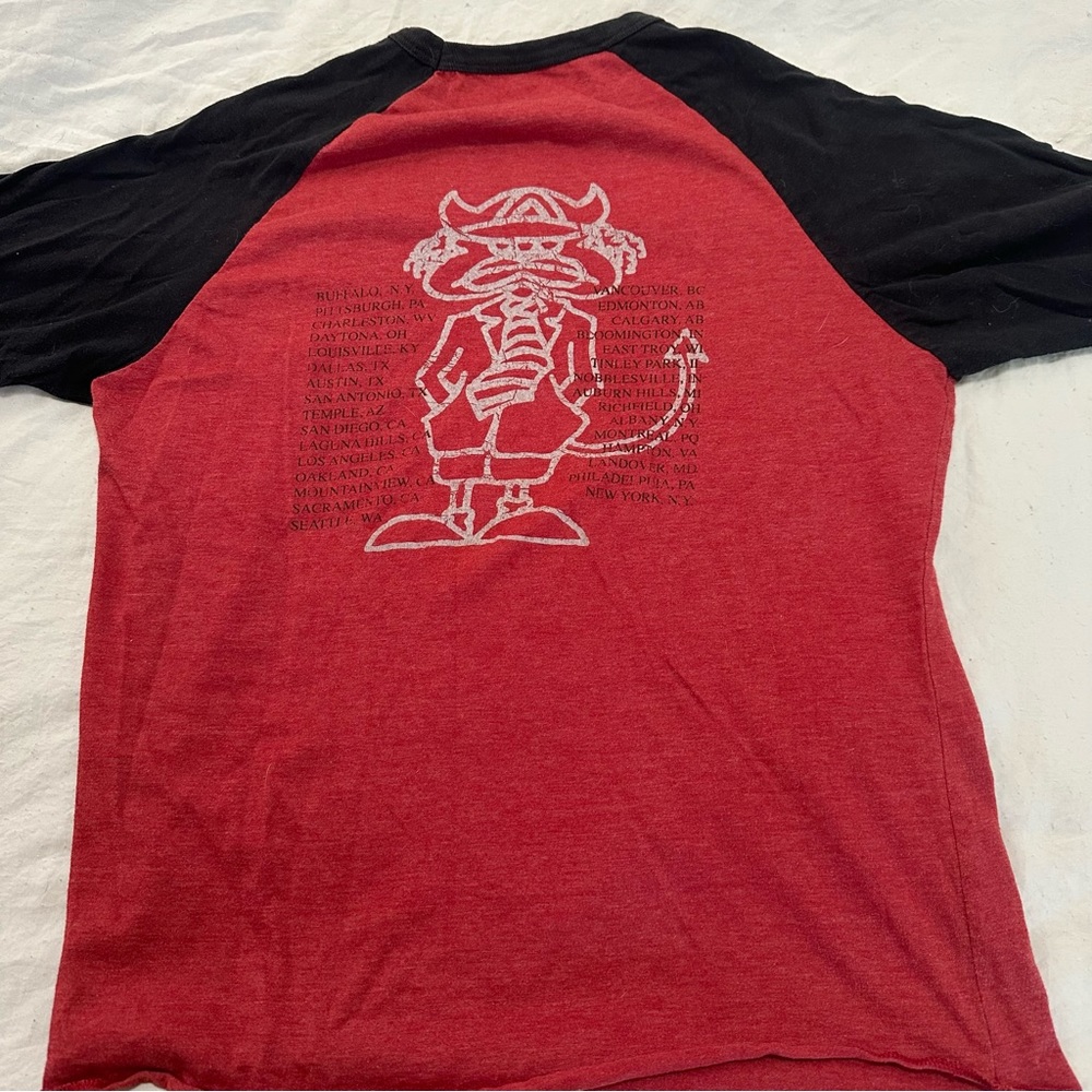 AC/DC Vintage “Razors Edge” Baseball T-Shirt - Picture 4 of 7